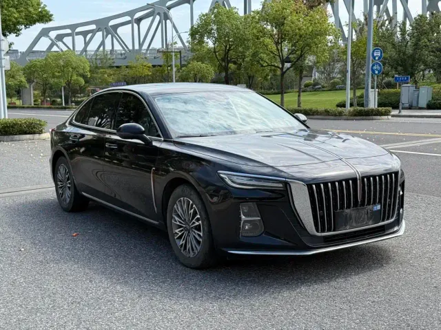 Hongqi H5 — Фото автомобиля 3