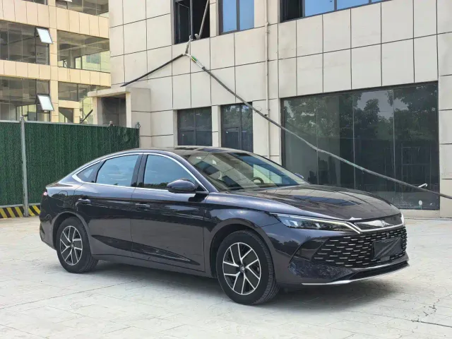 BYD Qin L 2024 DM-i 120KM Superior Edition — Фото автомобиля 3