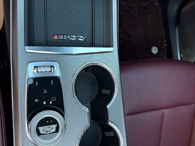 Cadillac XT5 — Фото автомобиля 20