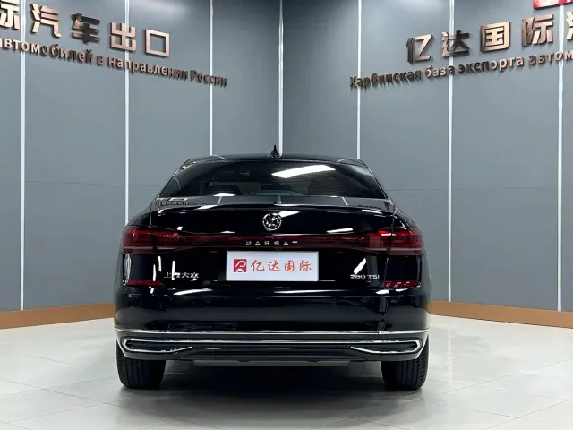 Volkswagen Passat — Фото автомобиля 5