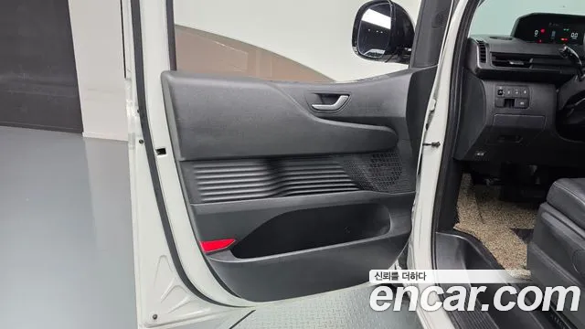 Hyundai Staria — Фото автомобиля 13