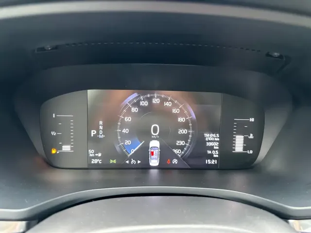 Volvo Volvo S60 2022 B4 Smart Comfort Luxury Edition — Фото автомобиля 22
