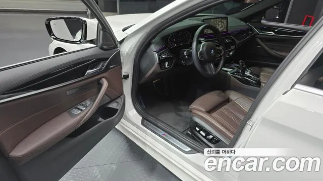 BMW 5-Series 5 серия (G30) 530i xDrive M Sport — Фото автомобиля 11