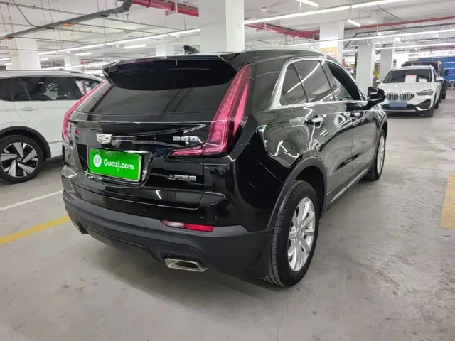 Cadillac XT4 — Фото автомобиля 6