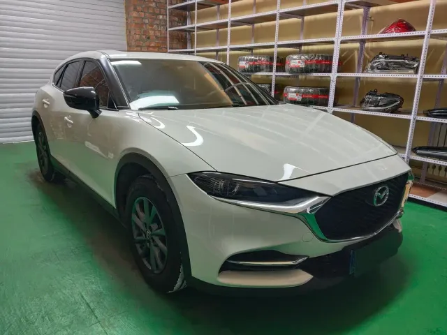 Mazda CX-4 — Фото автомобиля 3
