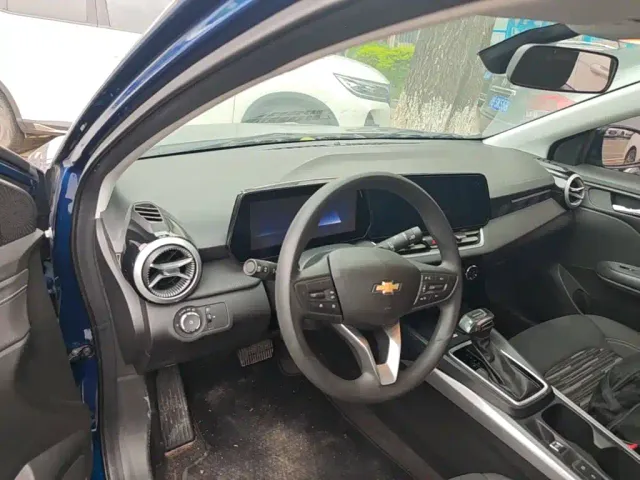 Chevrolet Monza — Фото автомобиля 9
