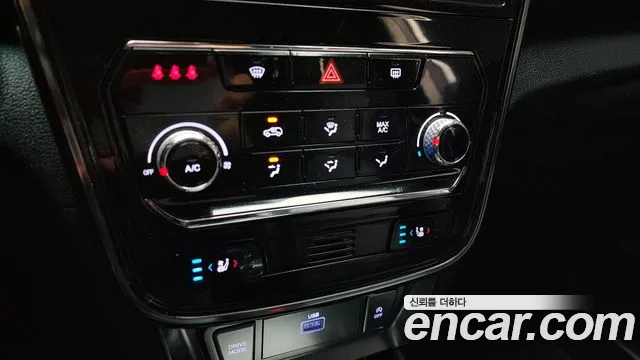 KG_Mobility_Ssangyong TIBOLI Very New Tivoli Бензин 1.5 2WD — Фото автомобиля 16