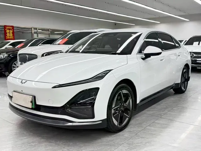 Фотография автомобиля — Wuling Starlight