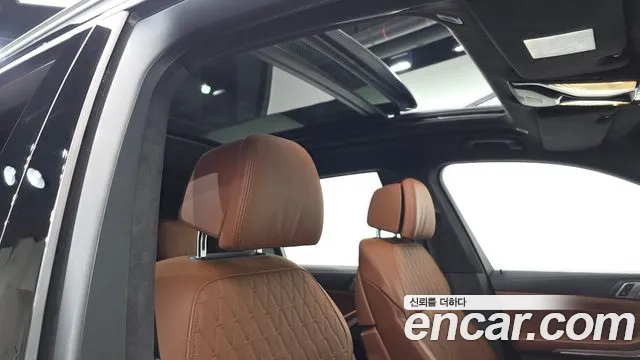 BMW X7 G07 — Фото автомобиля 23