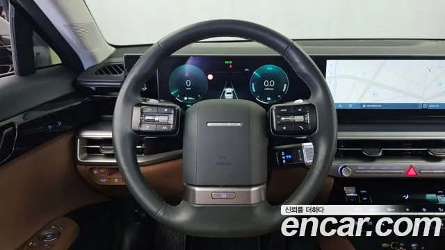 Hyundai Grandeur GN7 — Фото автомобиля 13