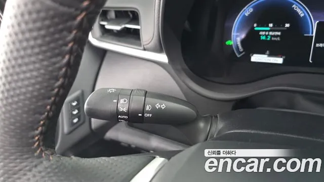 Toyota Sienna — Фото автомобиля 13