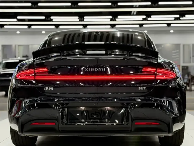 Xiaomi SU7 — Фото автомобиля 5