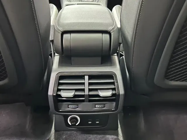 Audi Q3 — Фото автомобиля 8