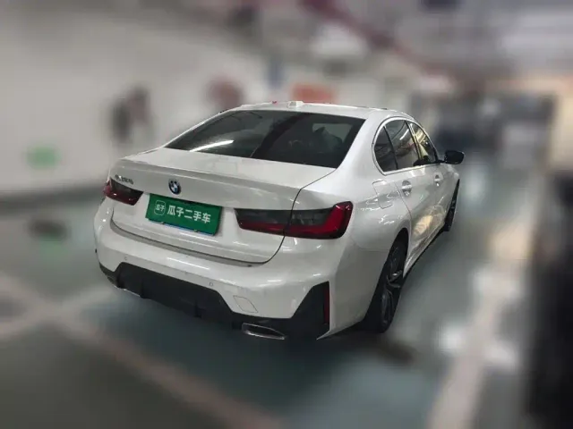 BMW 3 Series — Фото автомобиля 4