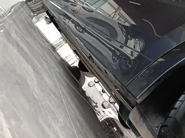 Li Auto L8 — Фото автомобиля 21
