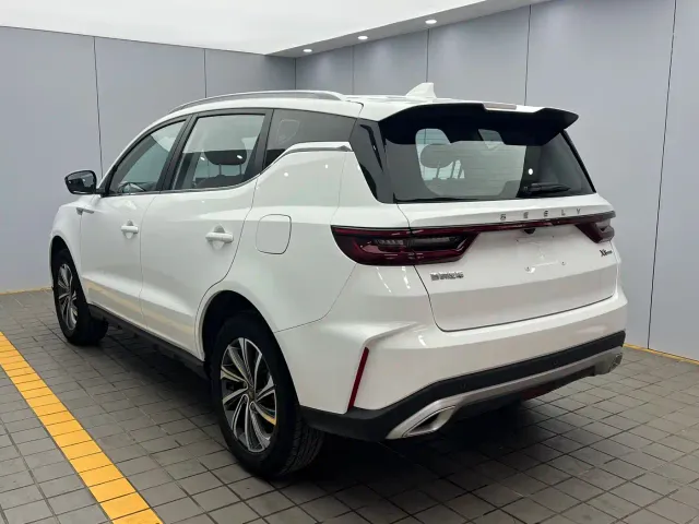 Geely Vision X6 — Фото автомобиля 4