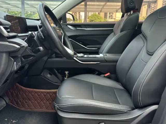 Haval H6 — Фото автомобиля 8