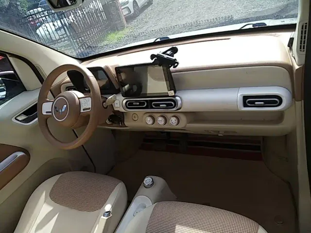 Wuling Hongguang Mini EV — Фото автомобиля 9