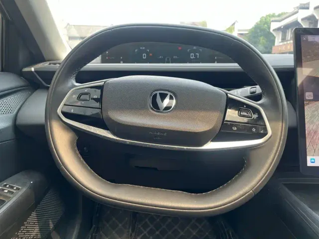 Changan Lamore — Фото автомобиля 19
