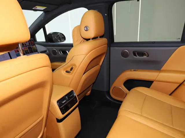 Li Auto i6 — Фото автомобиля 24