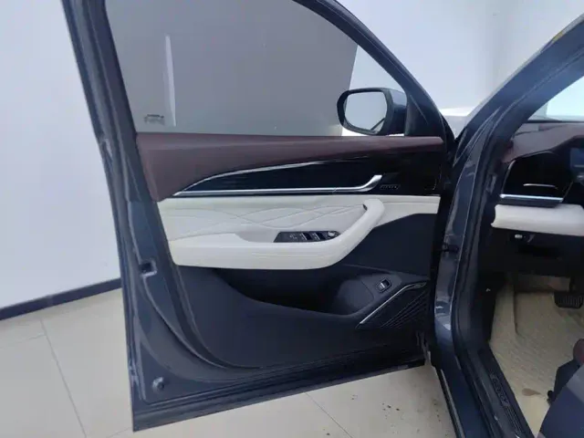 Geely Xingyue L — Фото автомобиля 7