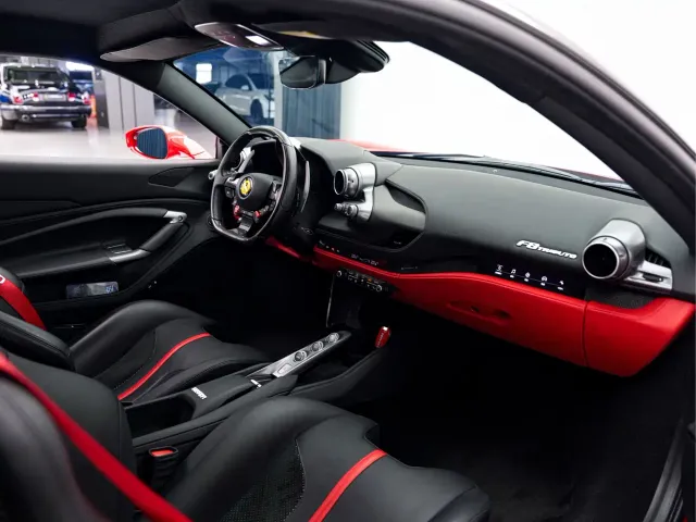 Ferrari F8 — Фото автомобиля 14