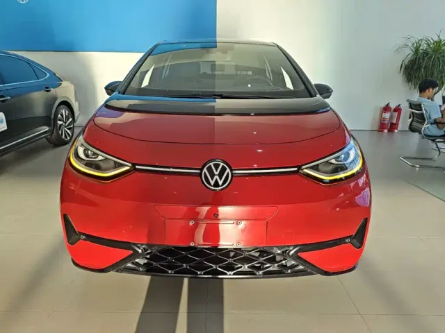 Volkswagen ID.3 — Фото автомобиля 2
