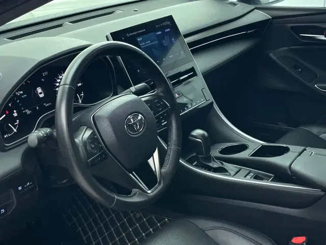 Toyota Avalon — Фото автомобиля 10