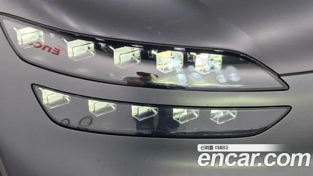 Genesis GV60 — Фото автомобиля 7