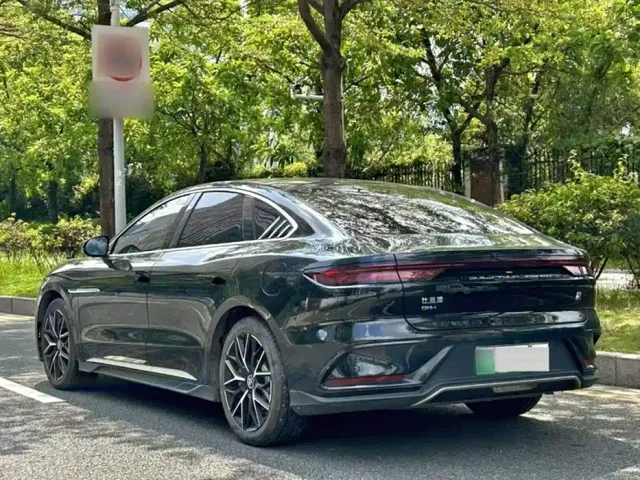 BYD Han — Фото автомобиля 6
