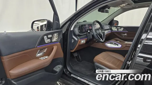 Фотография автомобиля — Mercedes-Benz GLE-Class