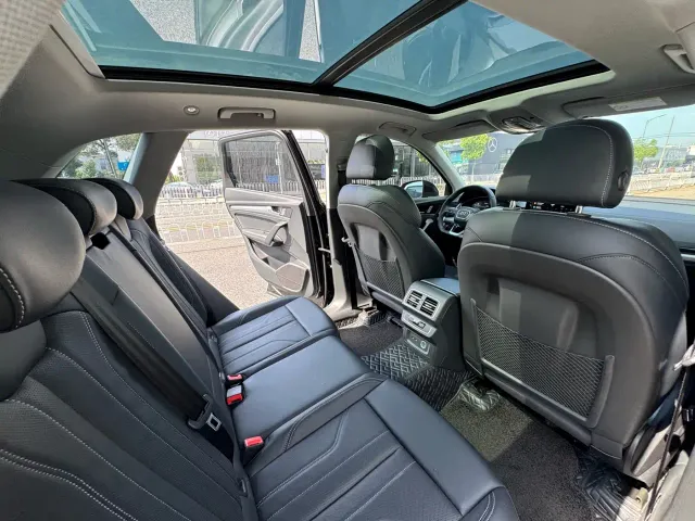 Audi Q5L — Фото автомобиля 13