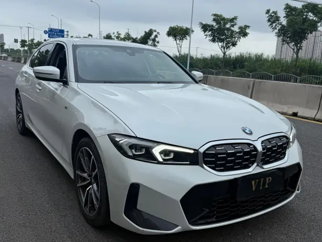 BMW BMW 3 Series 2023 320Li M Sport Package — Фото автомобиля 3