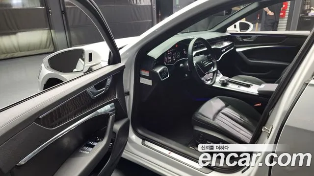 Audi A6 45 TFSI Premium — Фото автомобиля 10