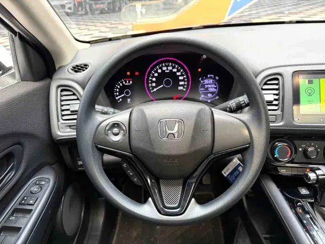 Honda Vezel — Фото автомобиля 12
