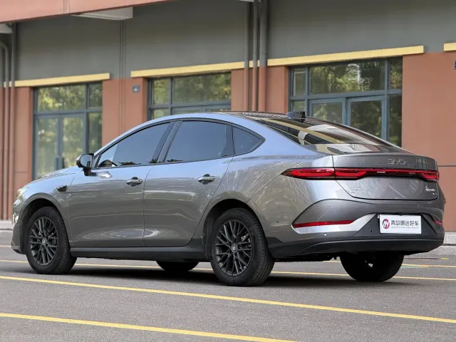 BYD Qin PLUS — Фото автомобиля 4