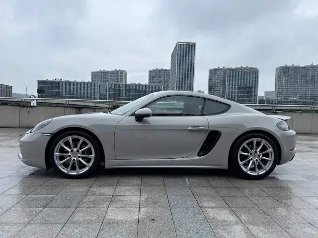 Porsche 718 — Фото автомобиля 7