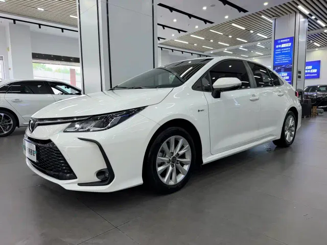 Фотография автомобиля — Toyota Corolla