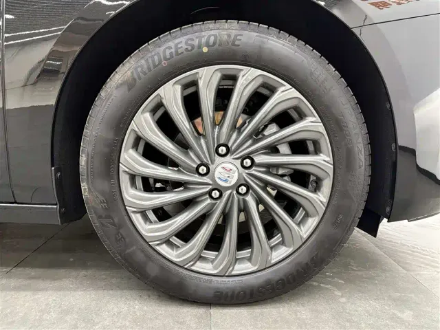 Buick LaCrosse — Фото автомобиля 19