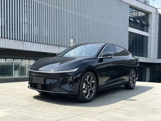 Фотография автомобиля — Changan Qiyuan A07