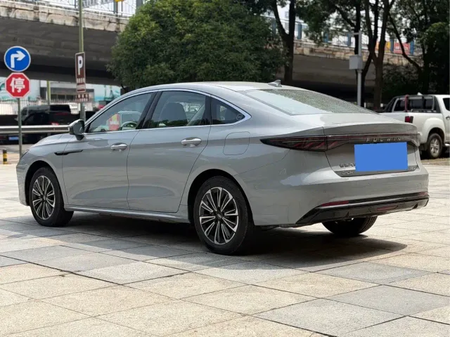 Chery Fengyun Fengyun A8L 2025 1.5TGDI 145km Comfort — Фото автомобиля 9
