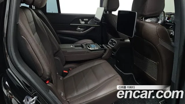 Mercedes-Benz GLS-Class — Фото автомобиля 9