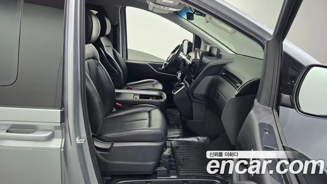 Hyundai Staria — Фото автомобиля 18