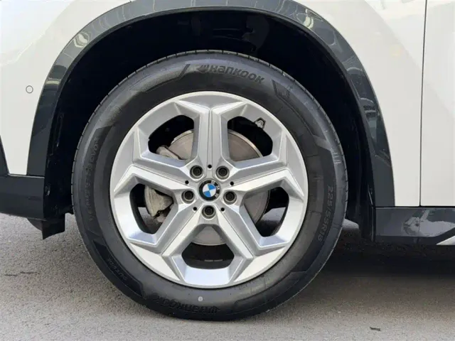 BMW X1 — Фото автомобиля 11
