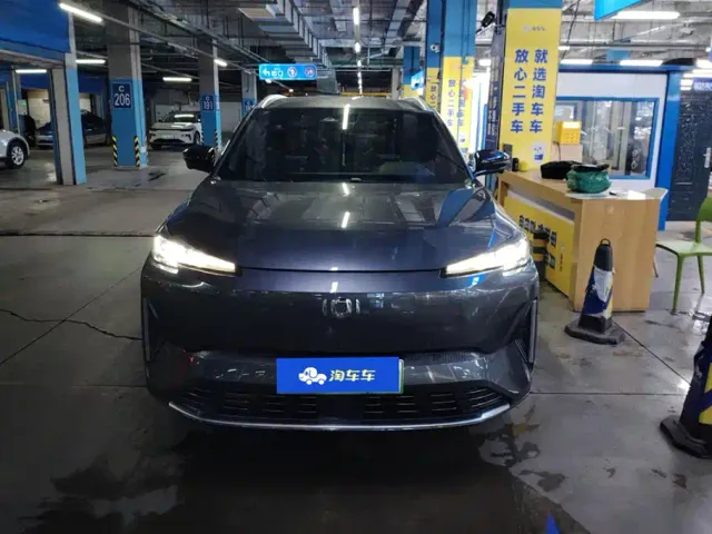 Changan Qiyuan Q05 — Фото автомобиля 2