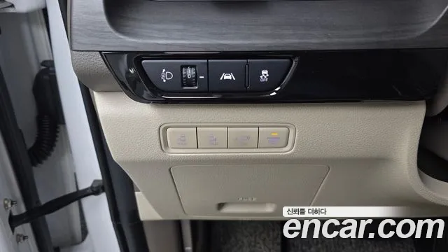 Kia Carnival 4th Gen — Фото автомобиля 26