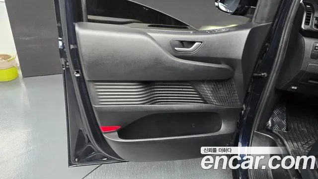 Hyundai Staria — Фото автомобиля 13