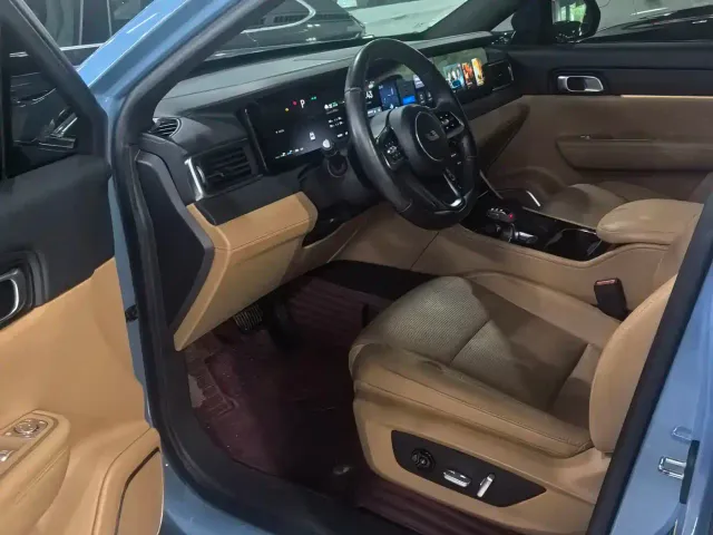 Li Auto ONE — Фото автомобиля 3