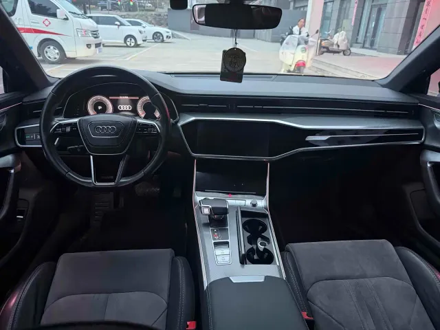 Audi A6L — Фото автомобиля 6