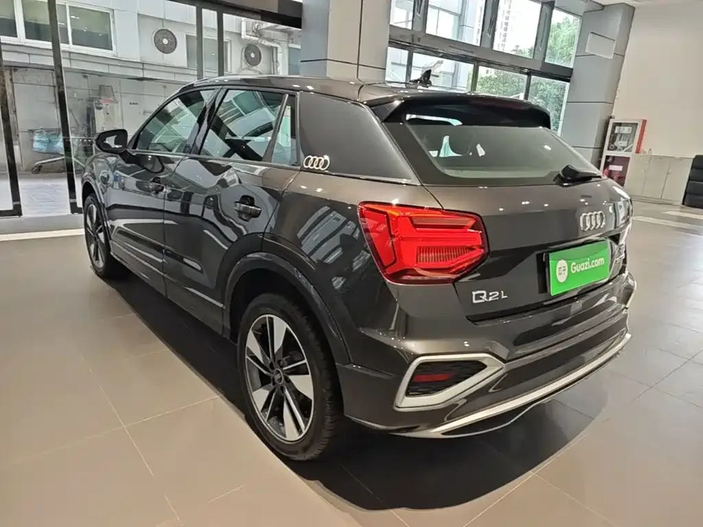 Audi Audi Q2L 2024 35TFSI Fashion Elegance — Фото автомобиля 4